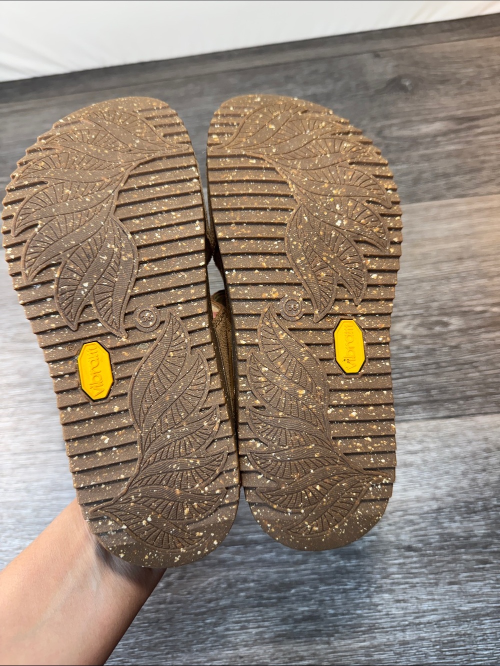 Dansko vibram Tan Suede Double-Buckle Slide Sandals women’s Sz 36 (h19) - Picture 6 of 7